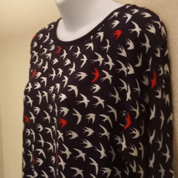 Anthropologie Maeve Bird Navy Printed Top - Picture 3 of 11